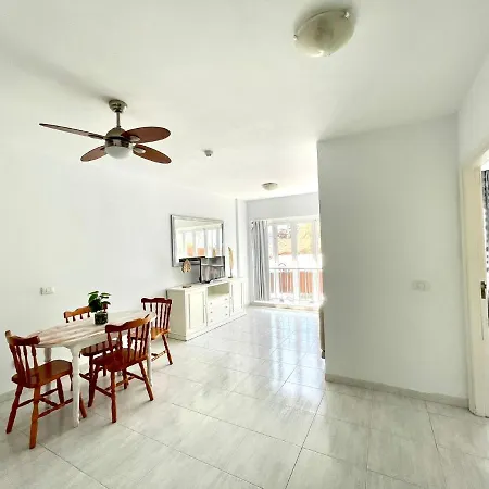 Lägenhet Apartamento A Pocos Metros De Playa En Playa Paraiso, Tenerife Sur