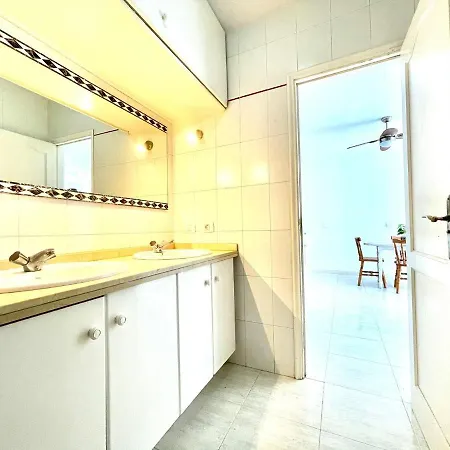 Apartamento A Pocos Metros De Playa En Playa Paraiso, Tenerife Sur Lägenhet